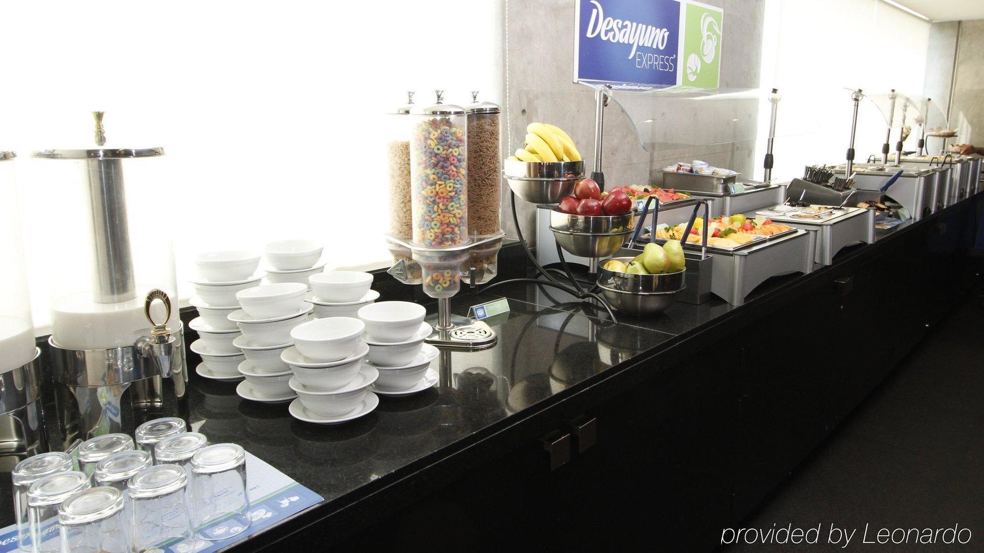 Holiday Inn Express Toluca Galerias Metepec By Ihg Buitenkant foto